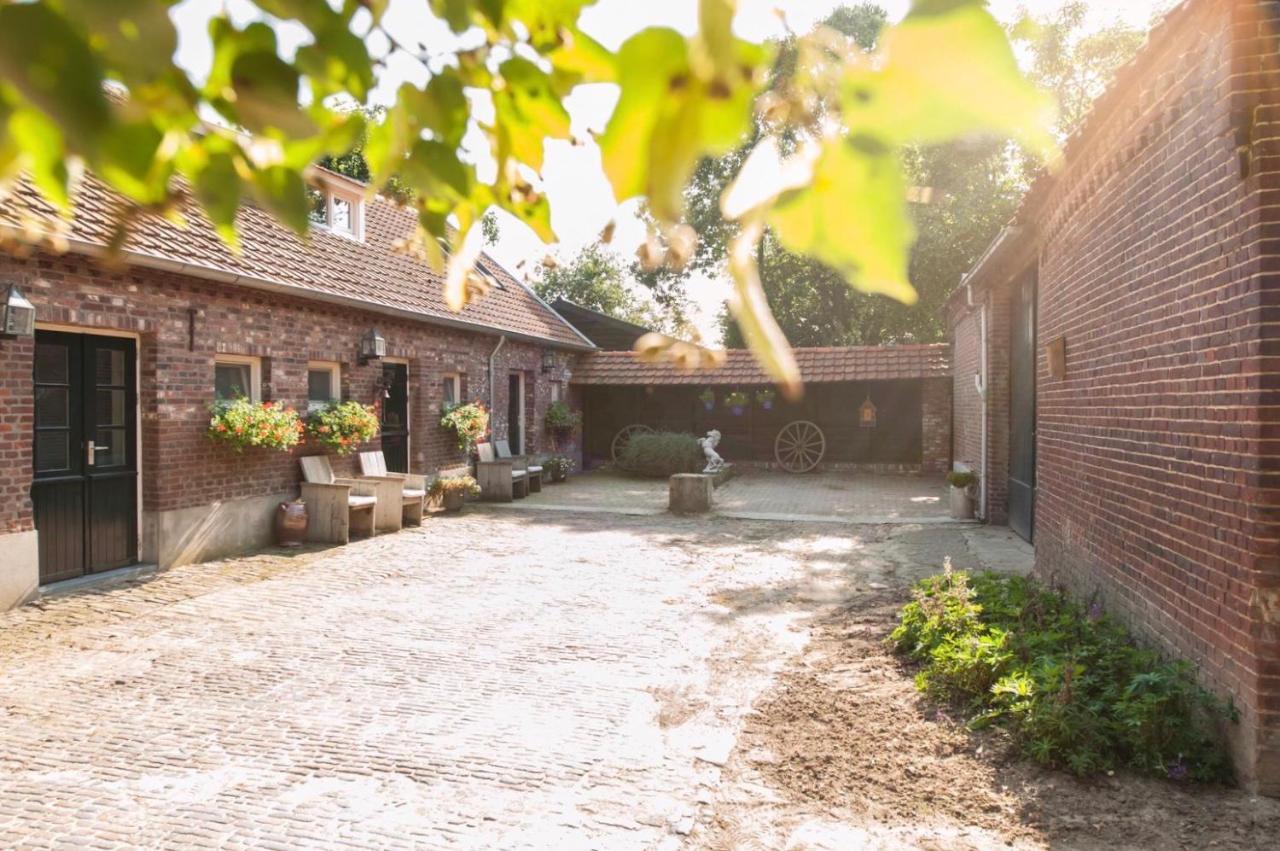 Op Geneijgen Bed & Breakfast Grathem ภายนอก รูปภาพ